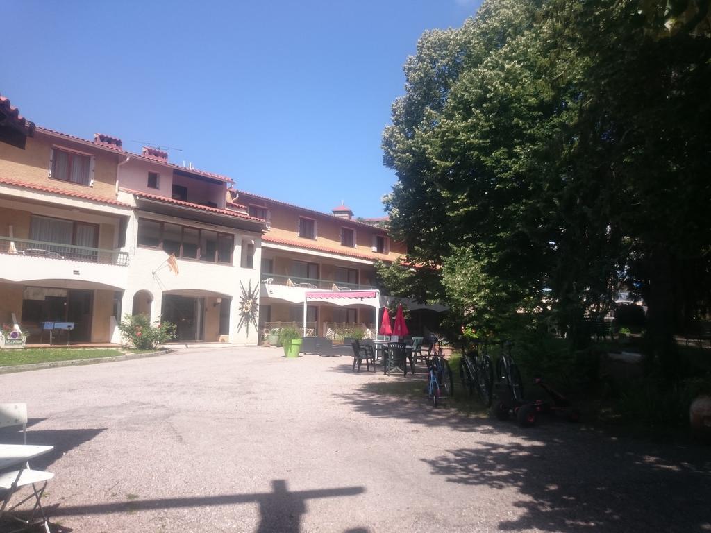 Hotel Le Mas Fleuri Vernet-les-Bains Eksteriør bilde
