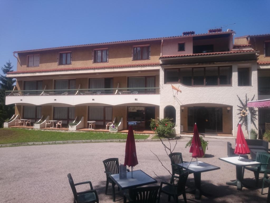 Hotel Le Mas Fleuri Vernet-les-Bains Eksteriør bilde