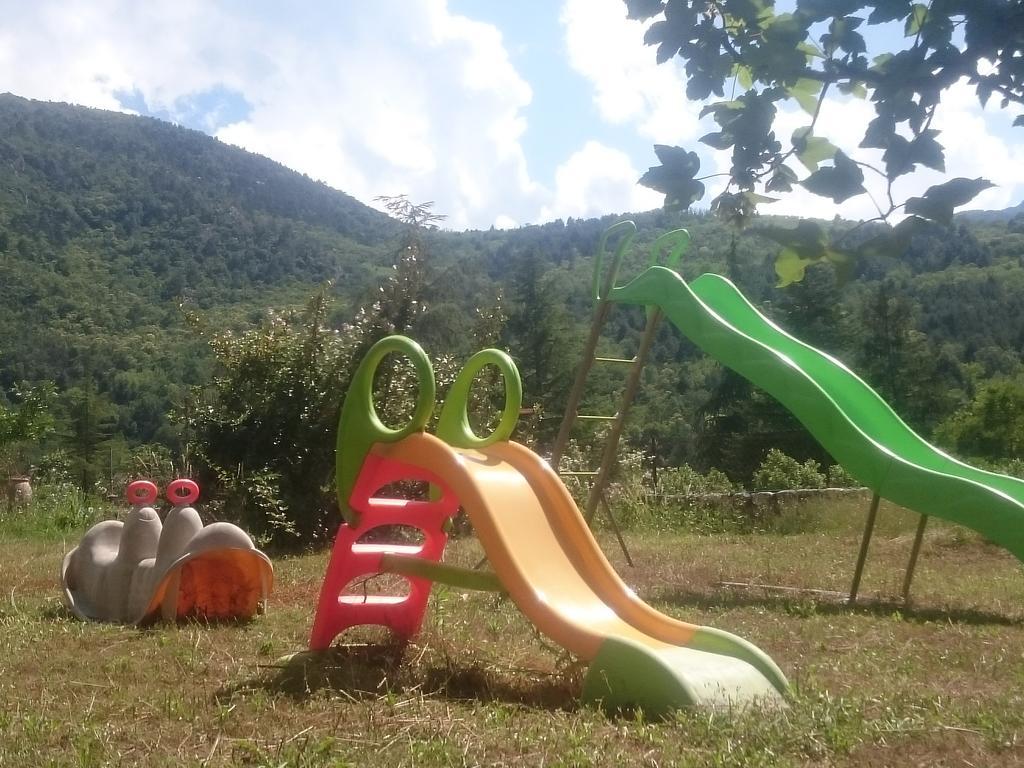 Hotel Le Mas Fleuri Vernet-les-Bains Eksteriør bilde