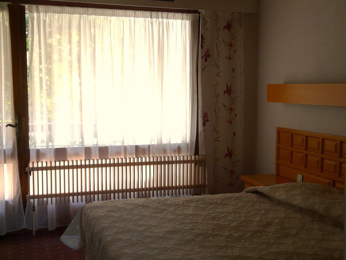 Hotel Le Mas Fleuri Vernet-les-Bains Eksteriør bilde